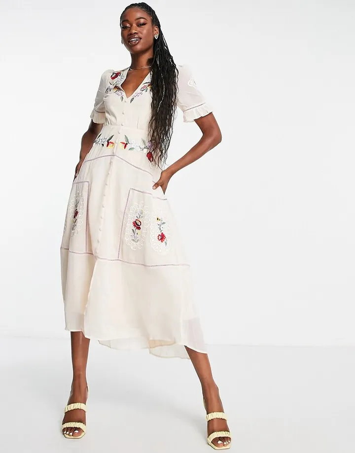 Hope & Ivy embroidered tea midaxi dress in cream floral