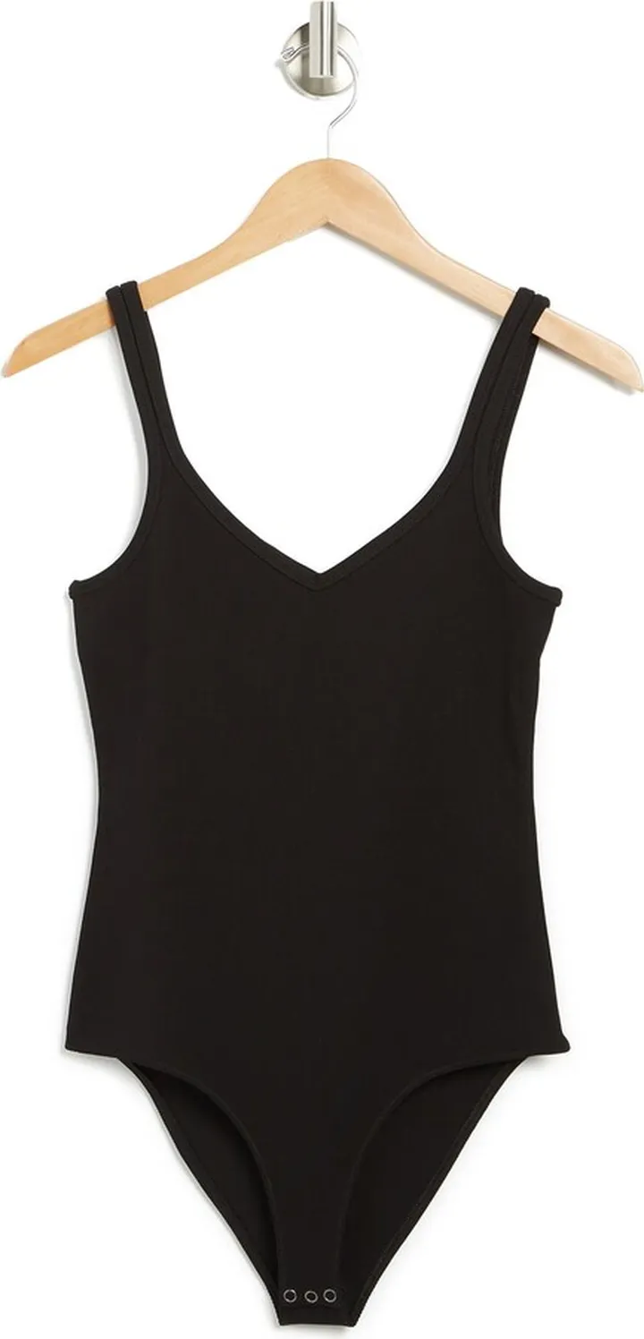 Daisy V-Neck Bodysuit