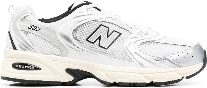Logo-Patch Low-Top Sneakers