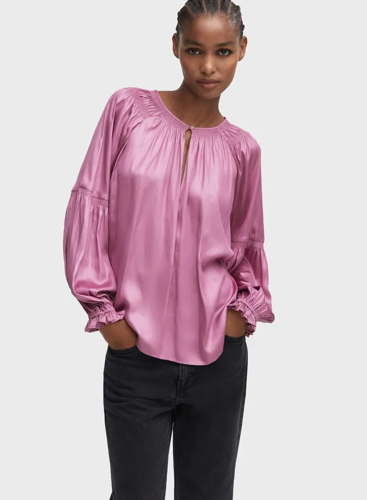 V-Neck Puff Sleeve Top