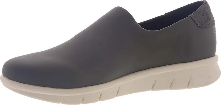 Cate Womens Fitness Lifestyle Slip-On Sneakers
