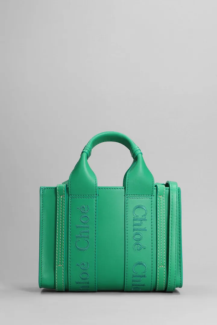 Woody Hand Bag In Green Leather