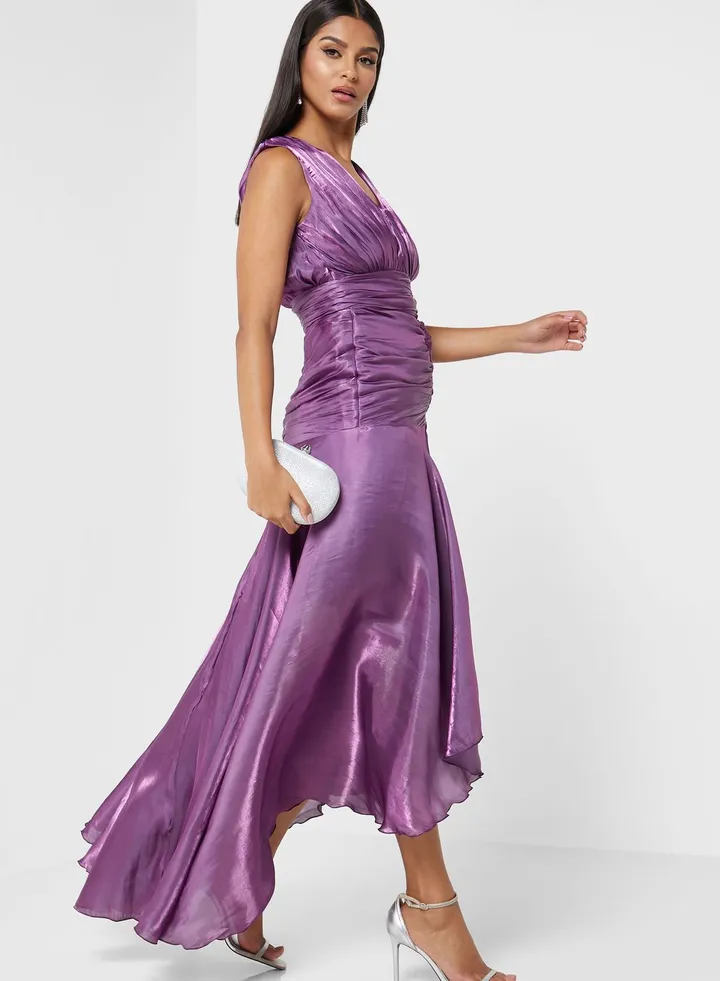 Sleeveless Ruched Detail Dress