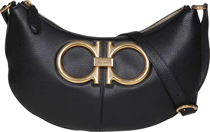 Salvatore Shoulder Bag In Leather Maxi Gancio