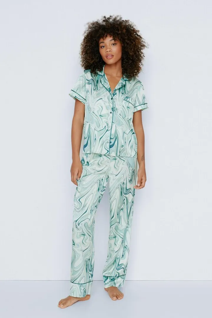 Nasty Gal Womens Satin Marble Print Pajama Shirt & Pants Set