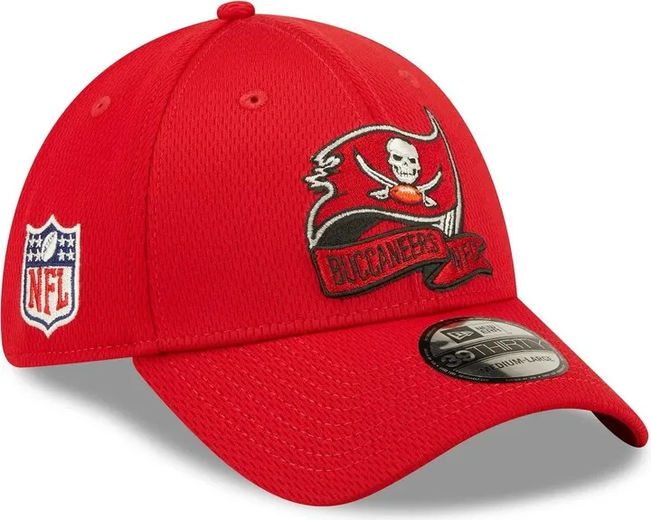 Men's New Era Red Tampa Bay Buccaneers 2022 Sideline 39THIRTY Coaches Flex Hat