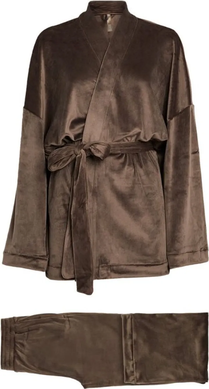 Skims Velour Wrap Pyjama Set