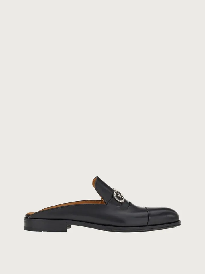 Ferragamo Men Slipper with Gancini ornament Black