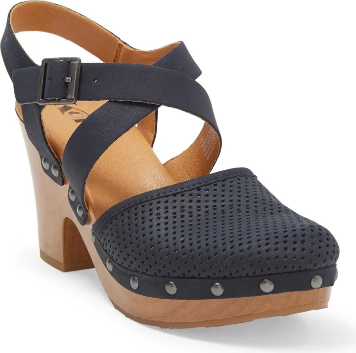 Abloom Perforated Clog
