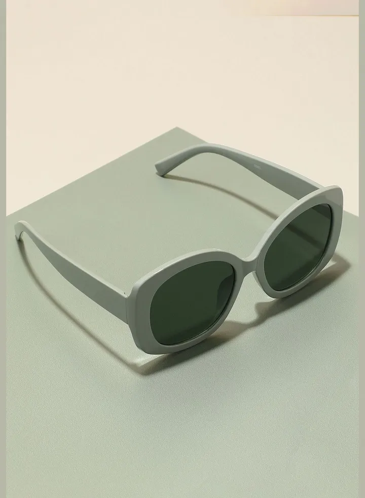 Full Rim Rectangle Sunglass