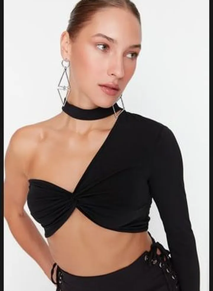 Black Crop Knitted Bustier TPRAW23BS00054