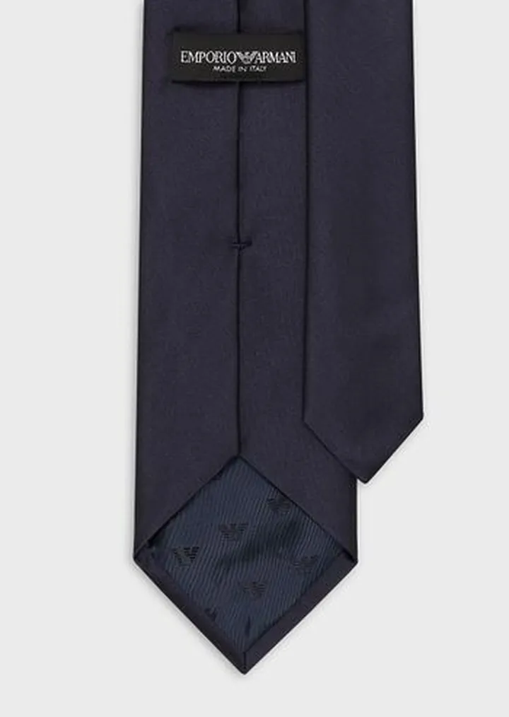 Pure silk tie