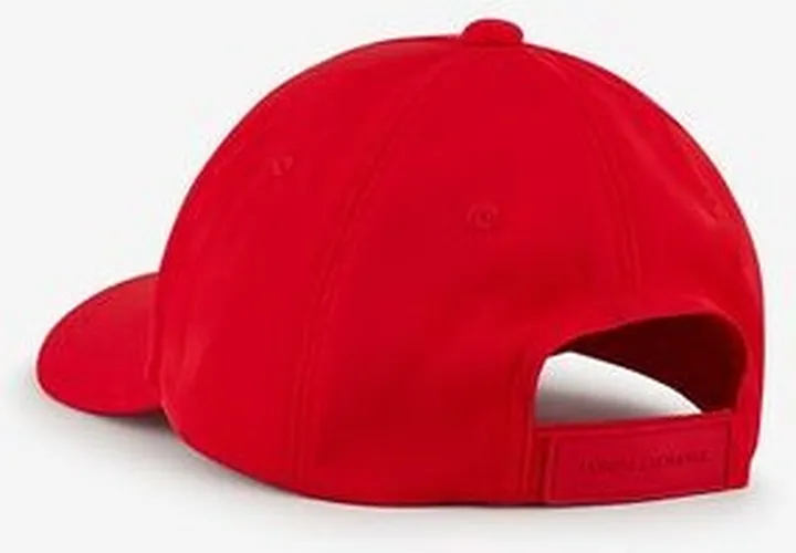Rubberised logo baseball cap