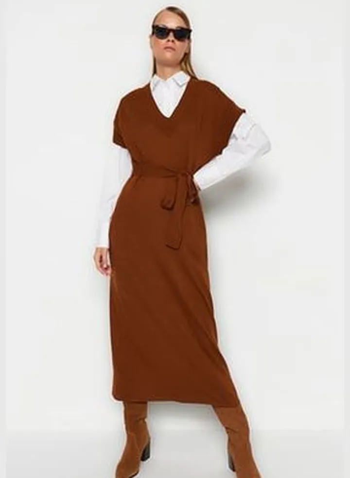 Dark Brown Belted Long Knitwear Sweater Dress TCTAW24UV00020
