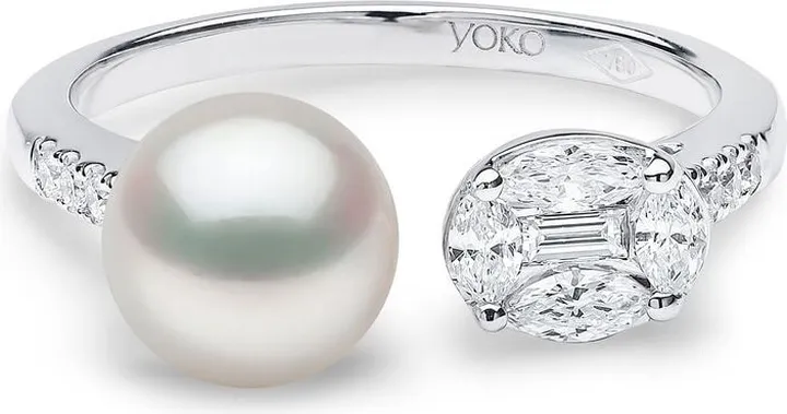18kt white gold Starlight pearl and diamond ring