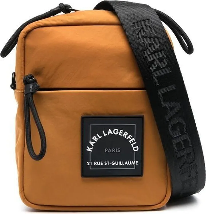 Logo-Patch Shoulder Bag