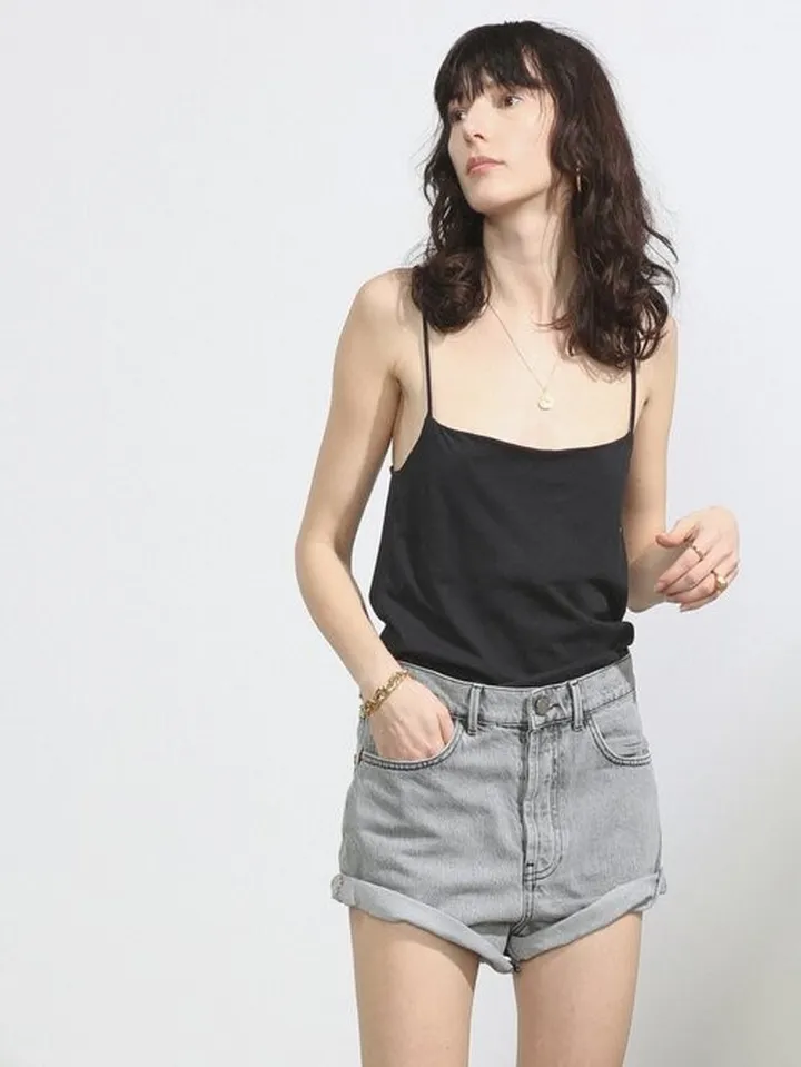 Rivet Cut-off Denim Shorts