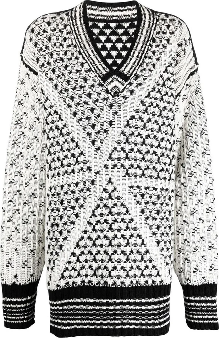 V-neck jumper