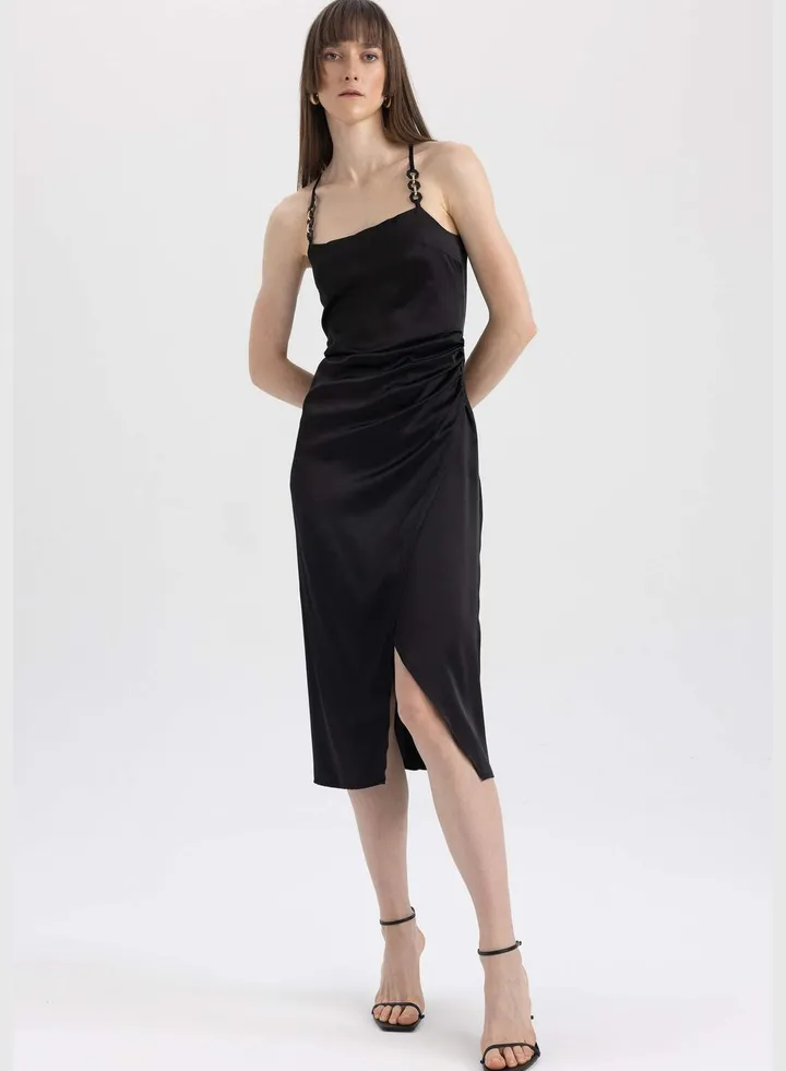 Woman Square Neck Short Sleeve Woven Dress