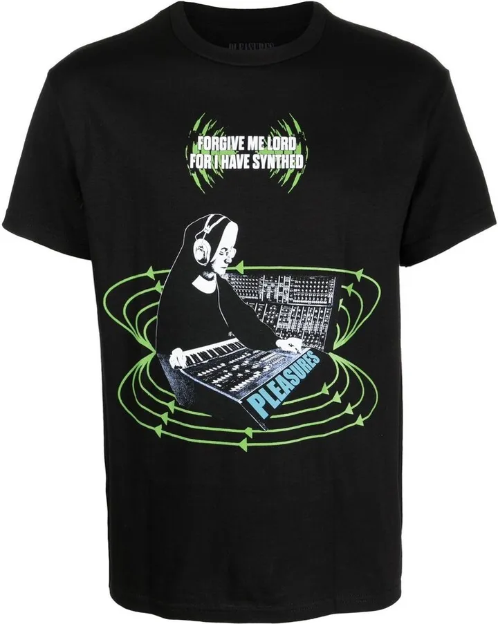 graphic-print T-shirt