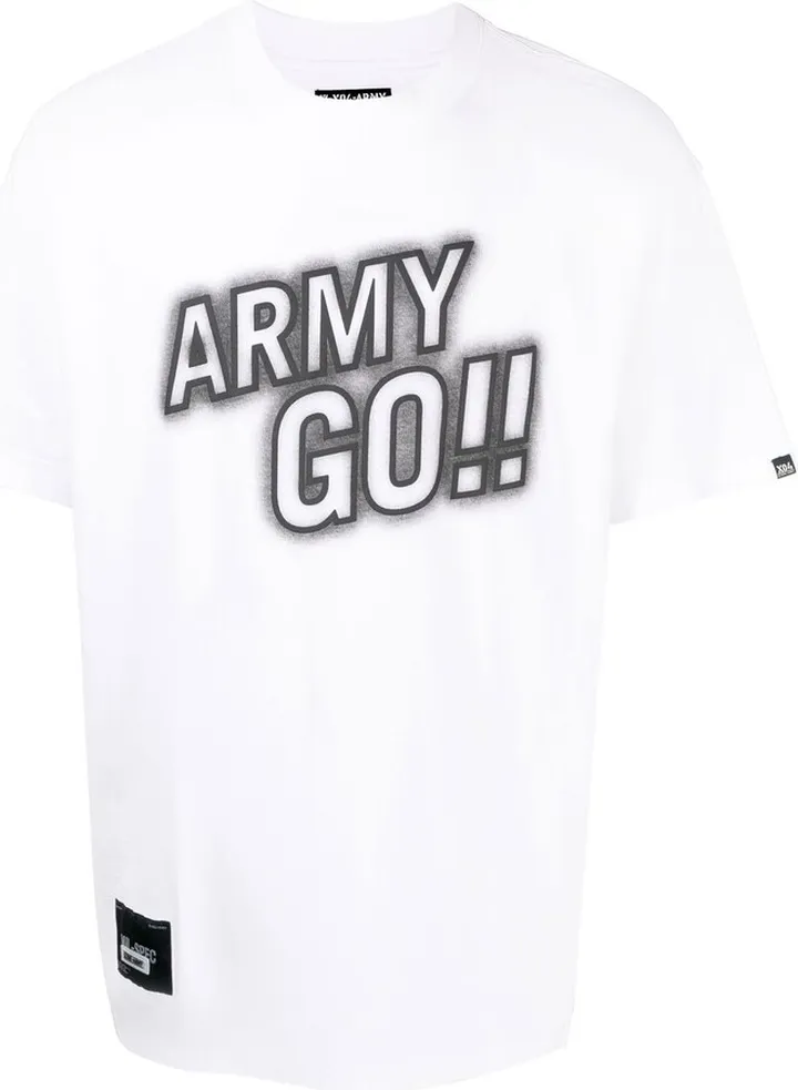 graphic-print T-shirt