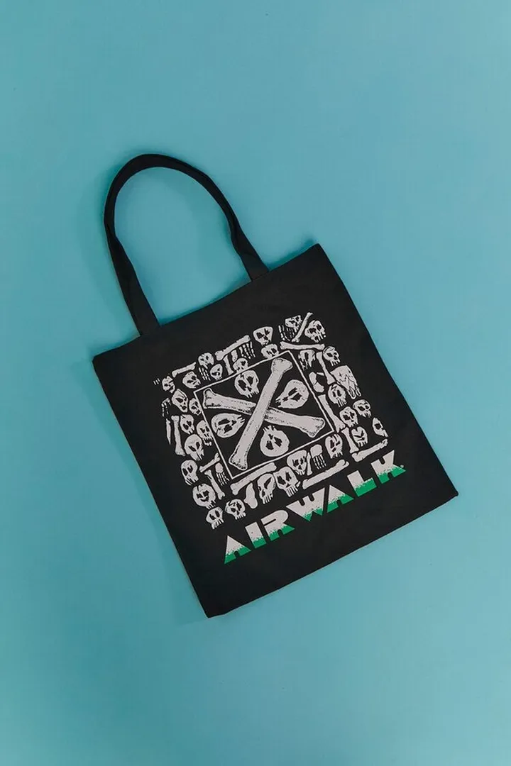 Airwalk Skull Graphic Tote Bag