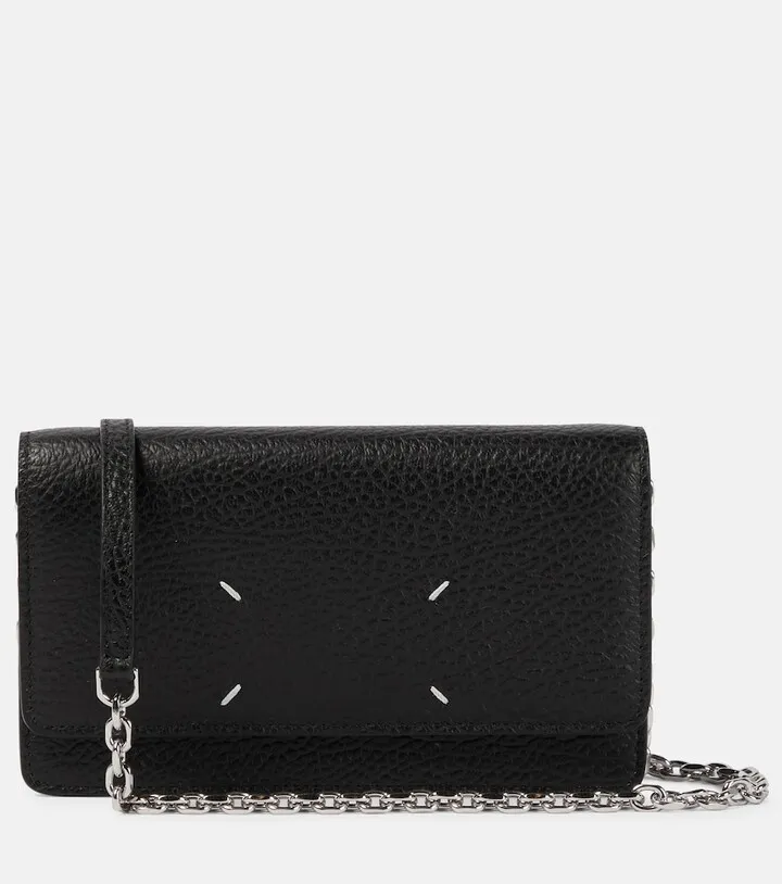 Four stitches leather shoulder bag