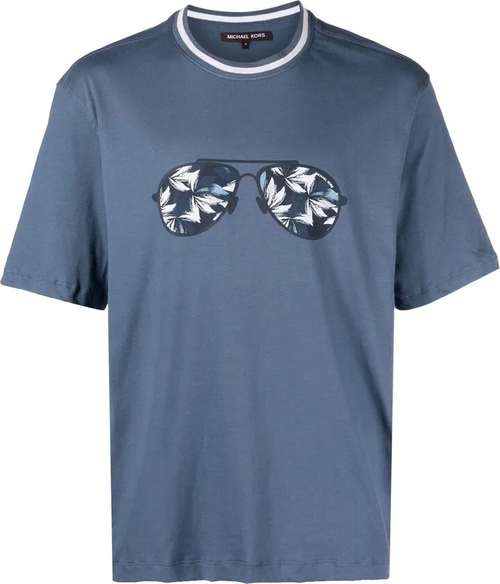 graphic-print T-shirt