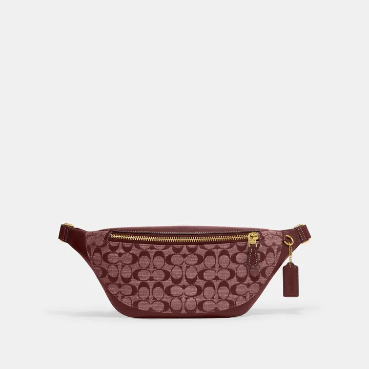 Warren Belt Bag In Signature Chambray