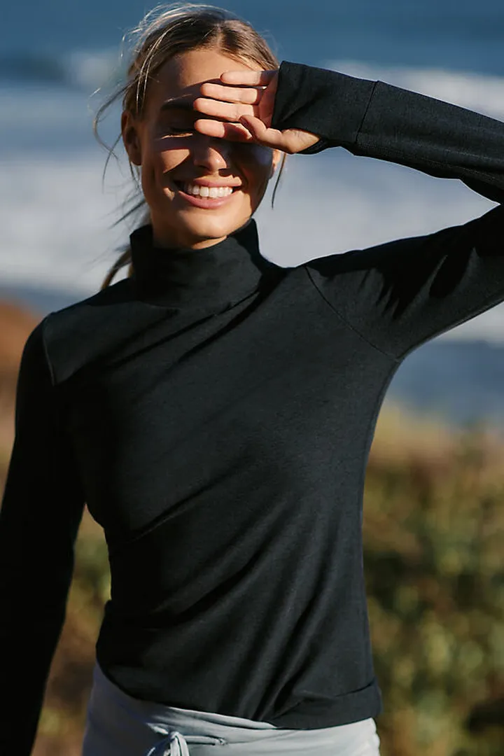 Beyond Yoga Spacedye Captivating Turtleneck Pullover Black