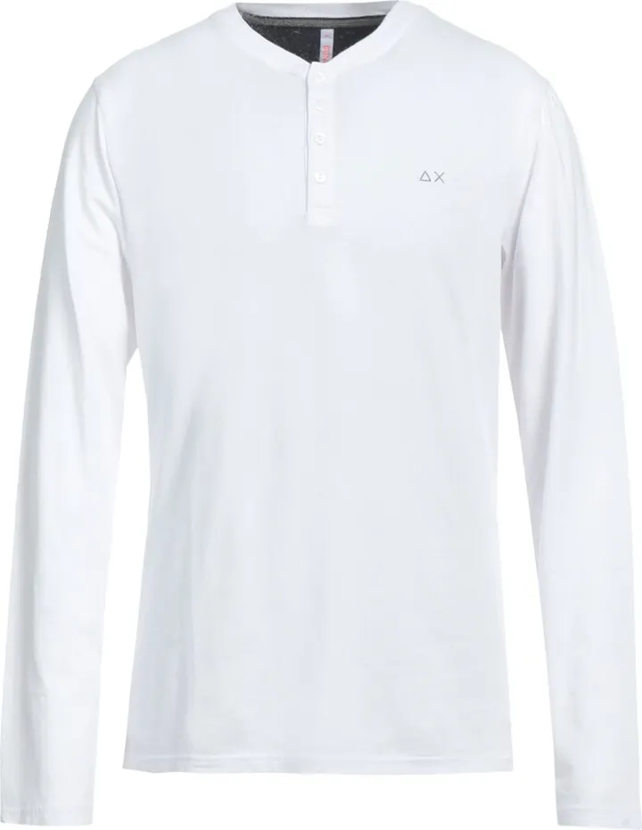 T-shirt White