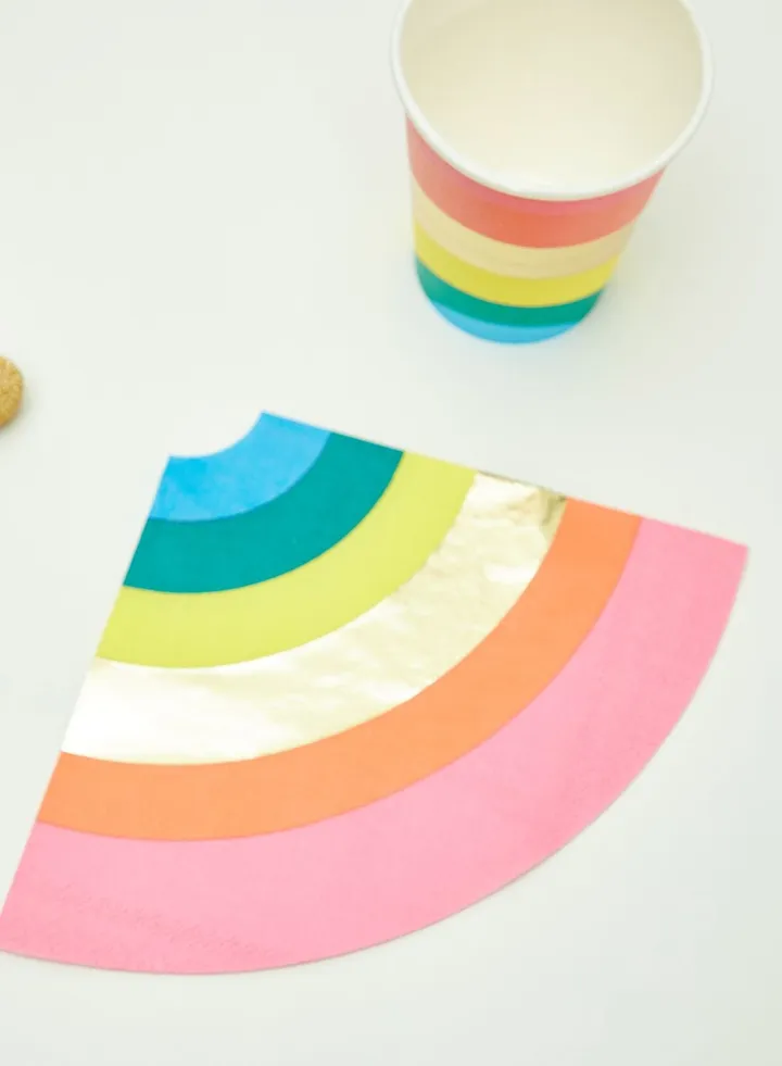 Brights Shaped Napkin, With Foil (16Pk)
