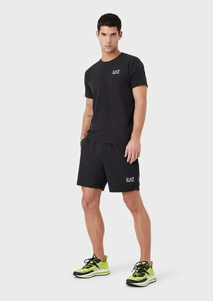 Dynamic Athlete T-shirt and shorts set in VENTUS7 technical fabric
