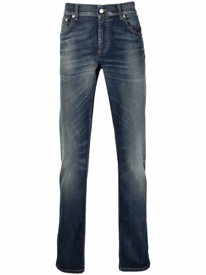embroidered 3D logo jeans