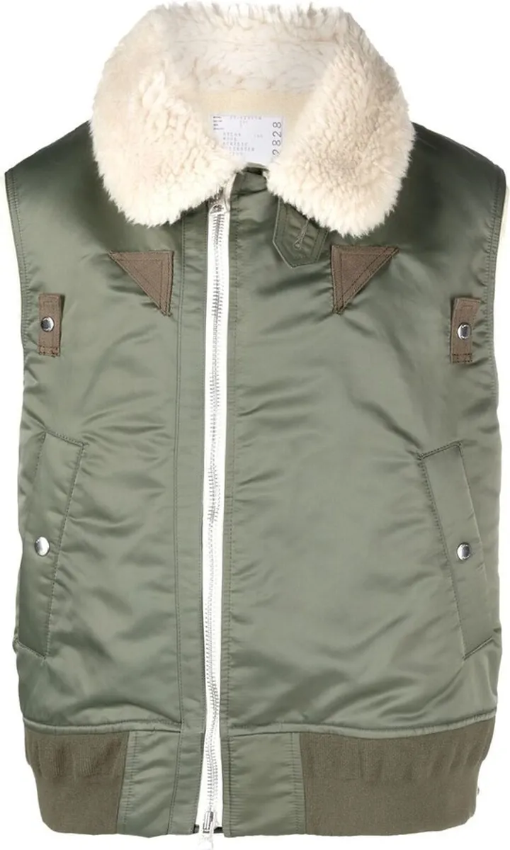 Contrast-Collar Zipped Gilet