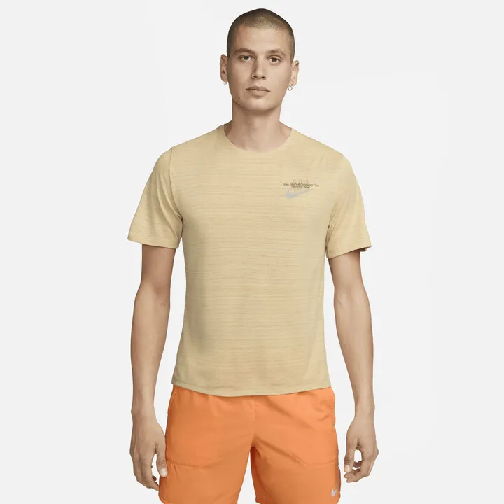 Nike Men's Miler Top in Brown