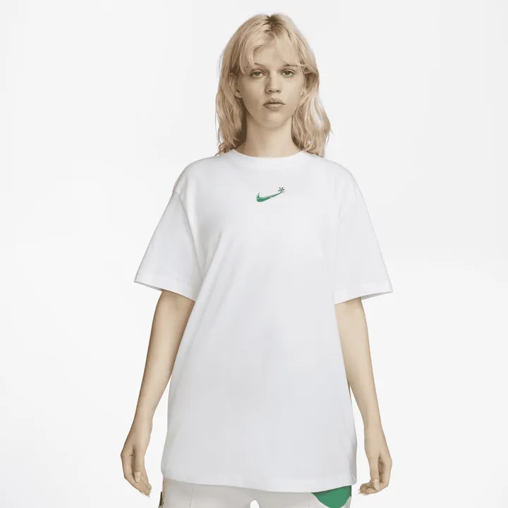 Women's Nike Sportswear T-Shirt in White