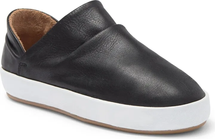 Jay Slip-On Sneaker