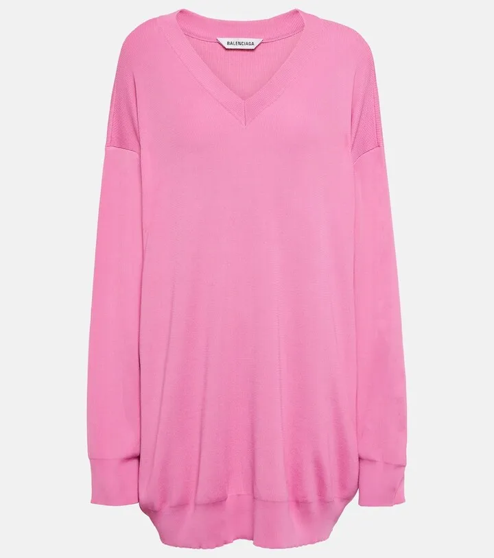 Oversized V-neck sweater