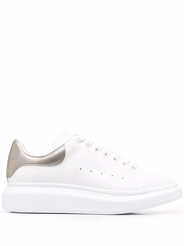 Oversized low-top leather sneakers