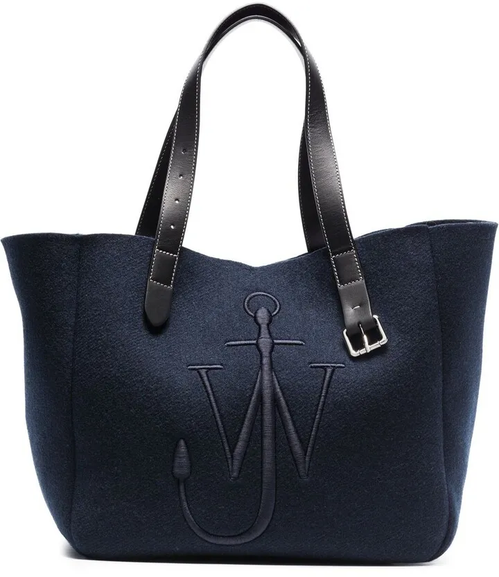Belt felted tote bag