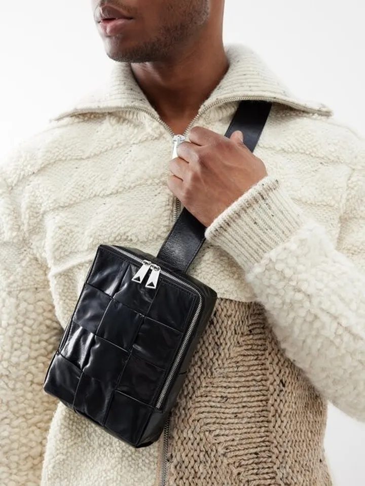 Cassette Mini Intrecciato-leather Belt Bag
