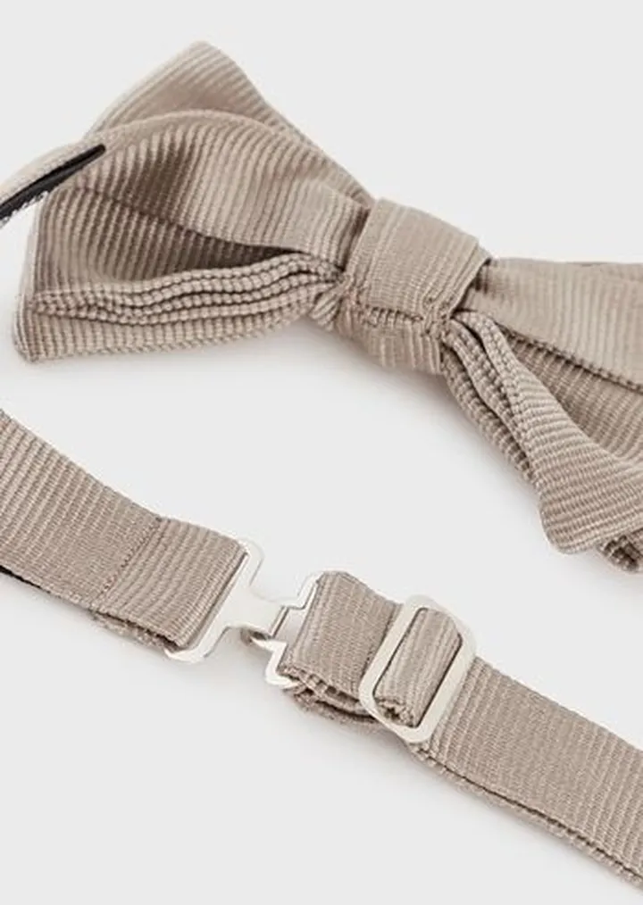 Large silk bow tie