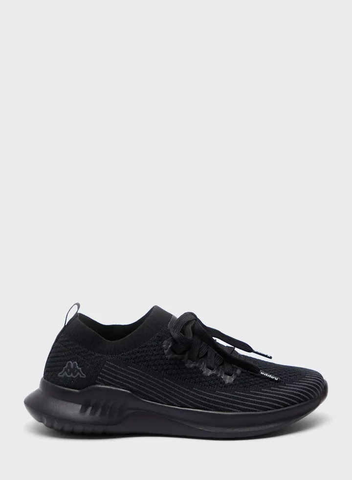Women's Sports Shoes