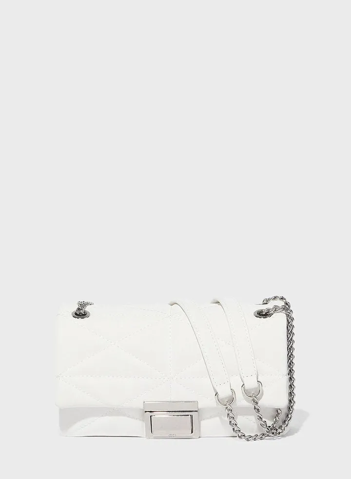 Chain Detailed Crossbody Bag