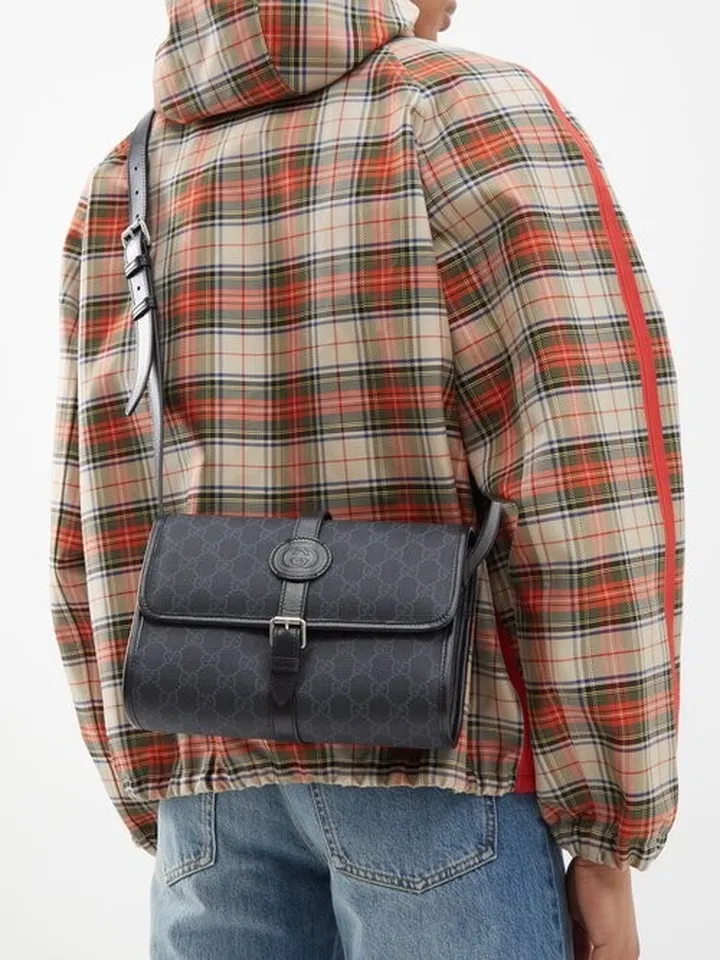 GG Supreme Canvas Cross-body Bag