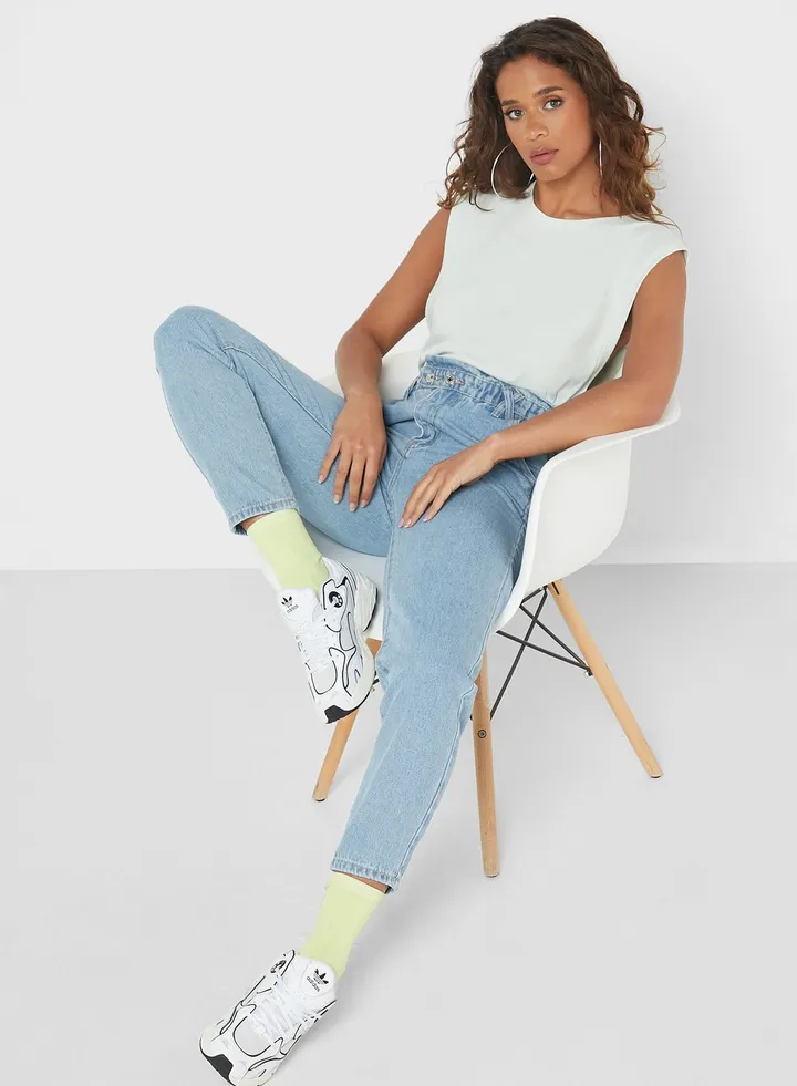 Classic Straight Fit Jeans