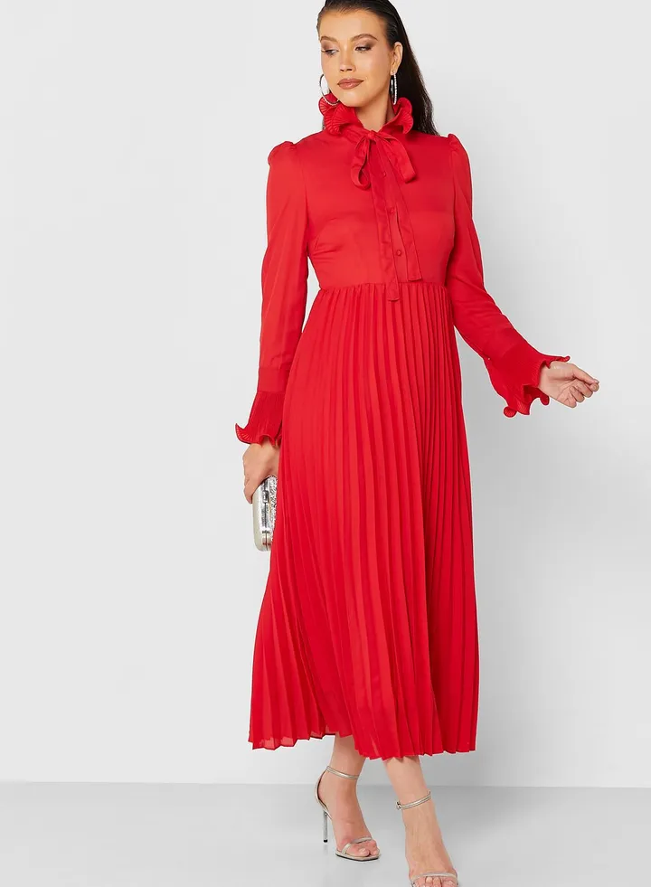 Tie Neck Pleated Dress