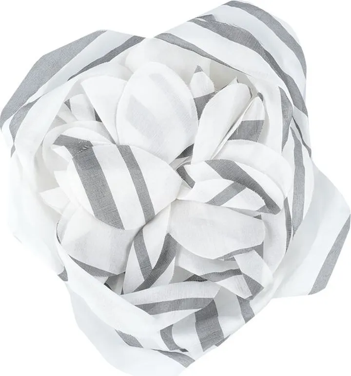 Brooch White