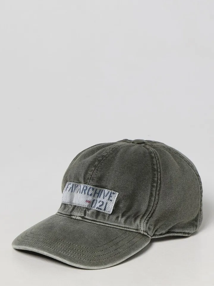Hat men Fay